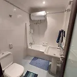 Two Bedroom Whole Close To The Sea Διαμέρισμα *