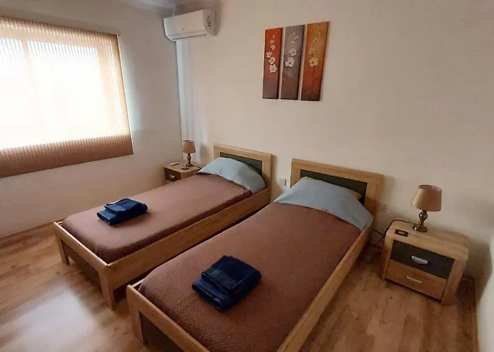 Two Bedroom Whole Close To The Sea Saint Julian's